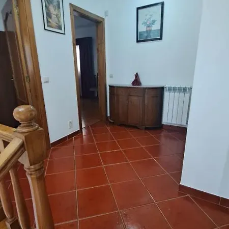 Local Fermil De Basto Castelbuono