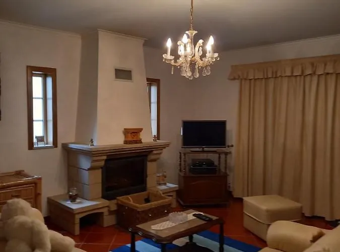 Local Fermil De Basto Ferienhaus *